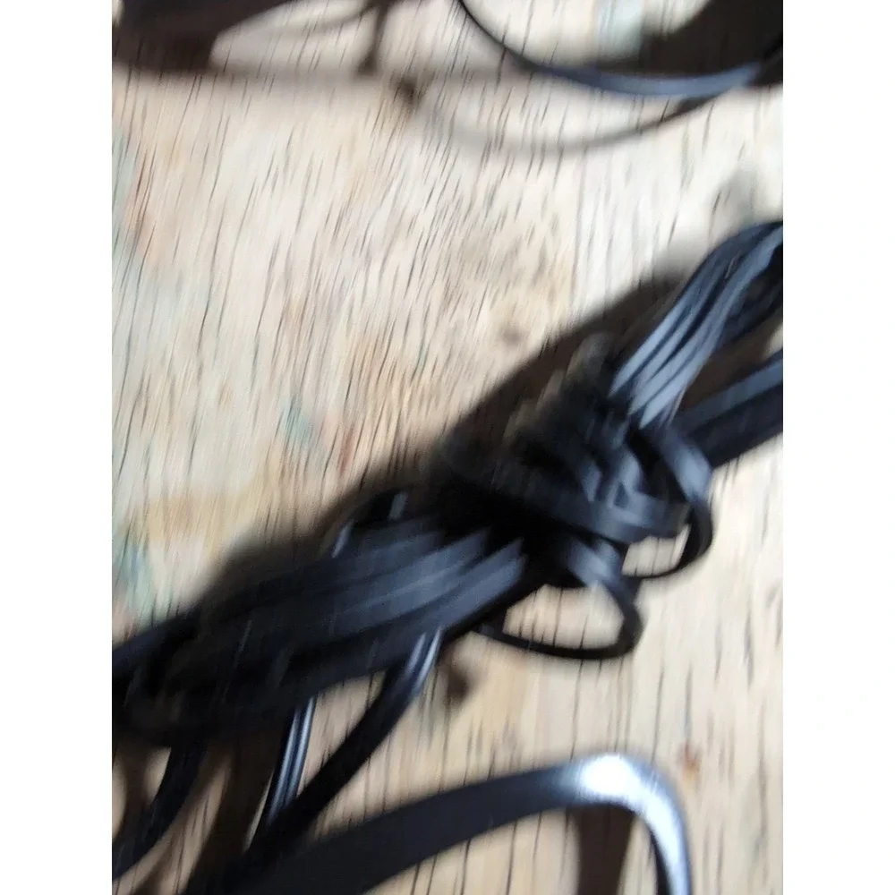 Pair Of Cordless Landline Headset Mics And Earpiece Plantronics‎ And Cv